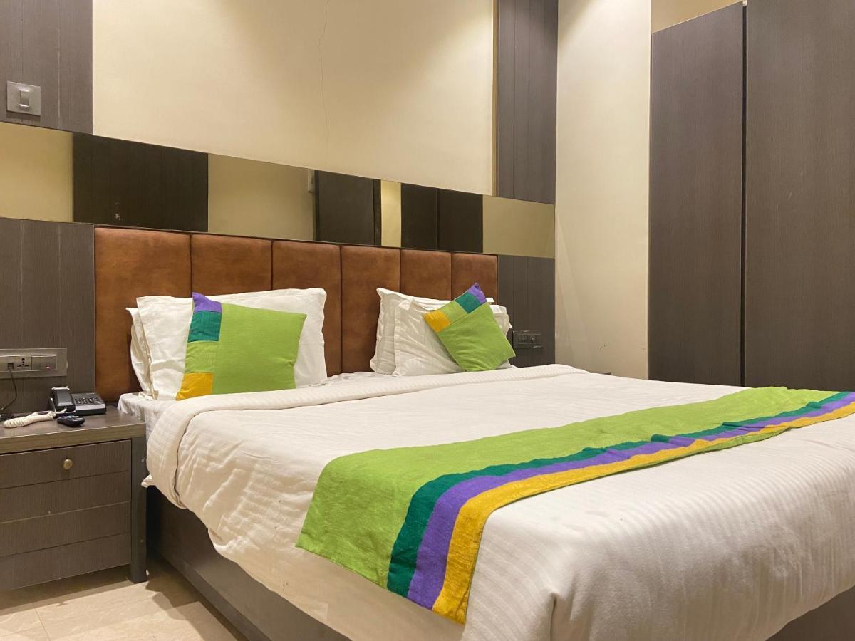 Hotel Oyster Suite Andheri West Bombay Esterno foto