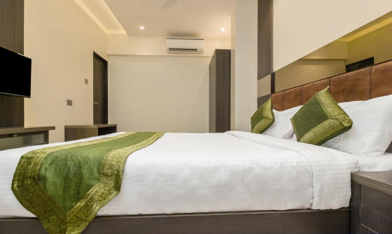 Hotel Oyster Suite Andheri West Bombay Esterno foto